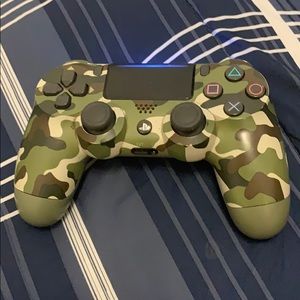 PS4 Controller